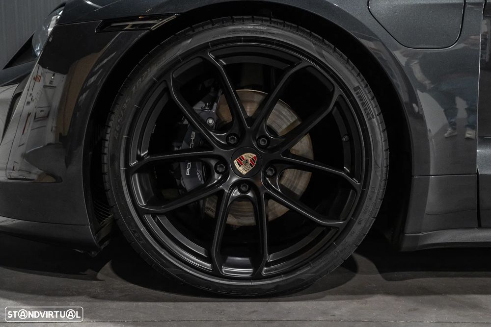 Porsche Taycan Standard - 29