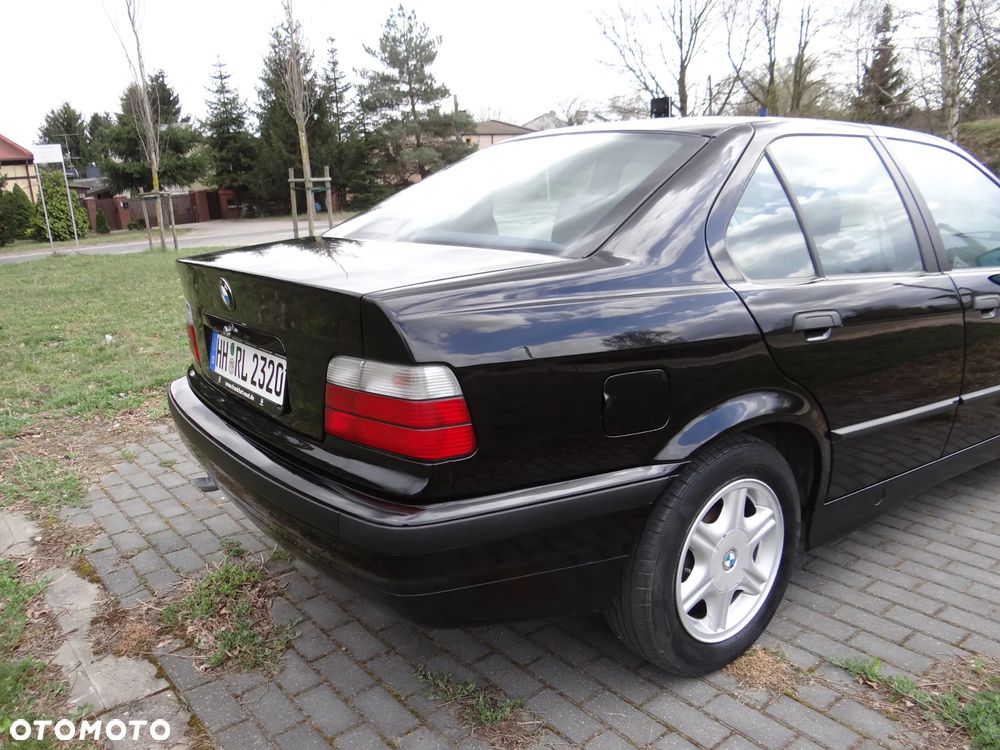 BMW Seria 3 316i - 14