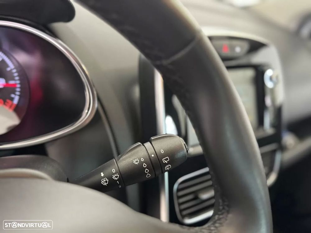 Renault Clio 0.9 TCe Limited Bi-Fuel - 37