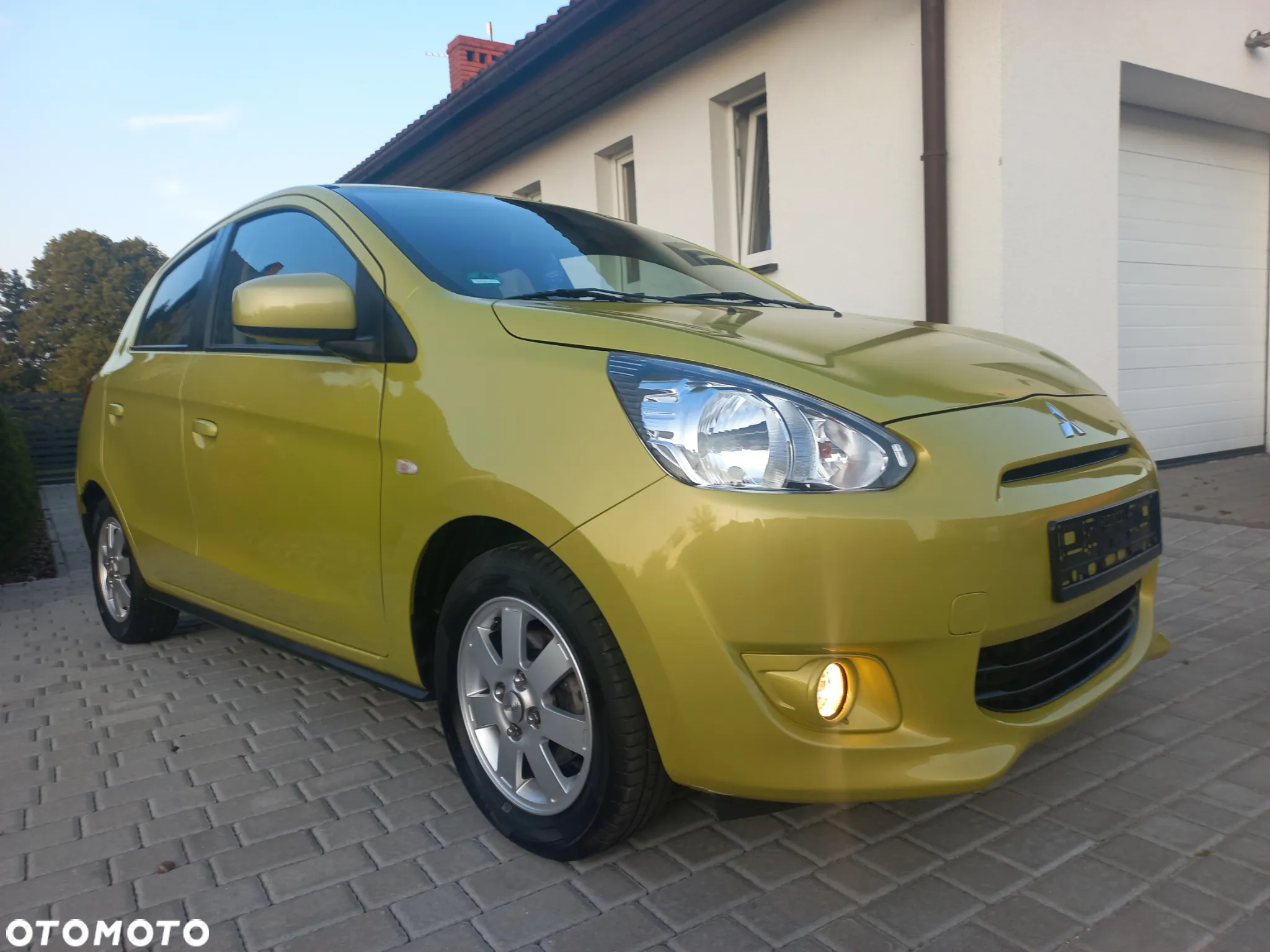Mitsubishi Space Star 1.2 Clear Tec Color - 3