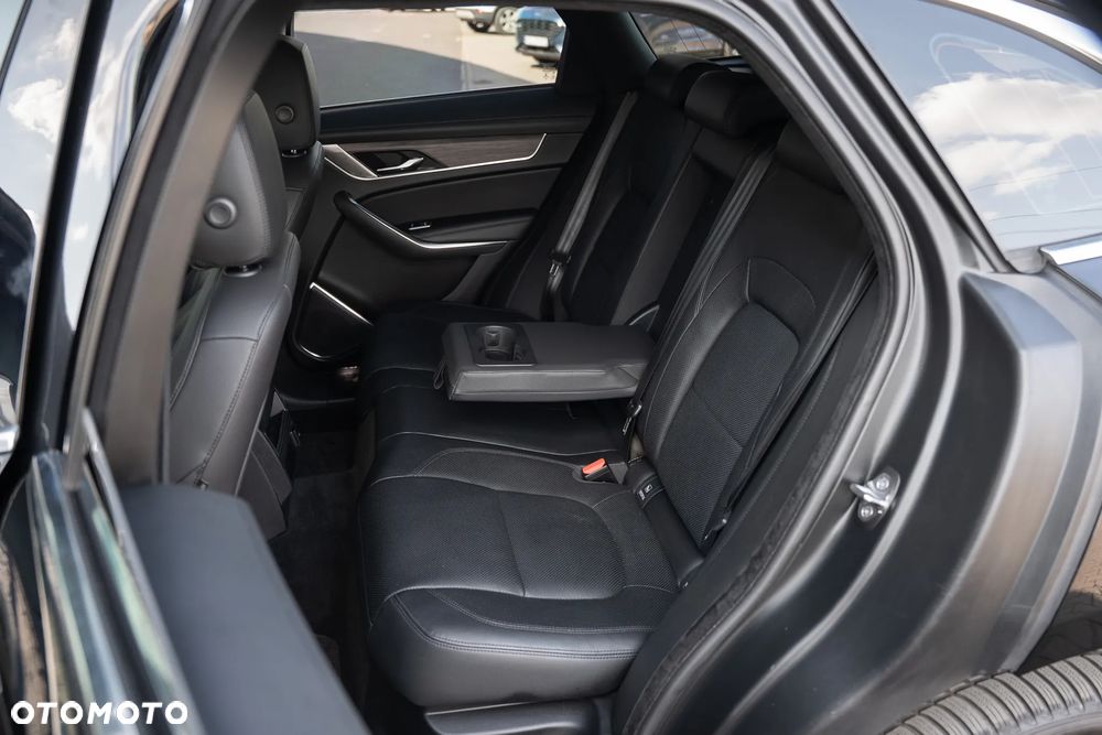 Jaguar F-Pace D200 AWD R-Dynamic HSE - 32