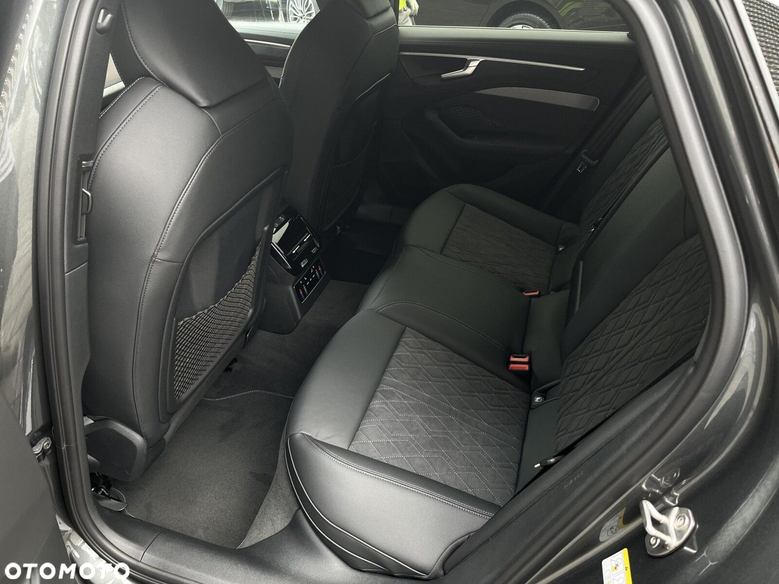 Audi A6 - 33