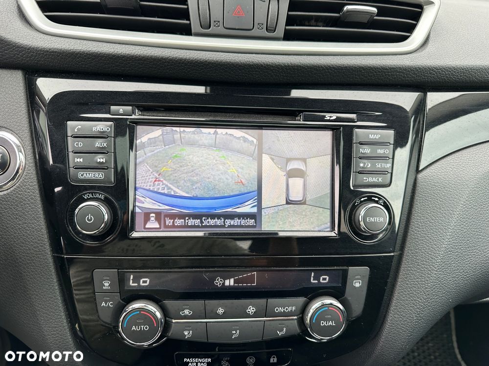 Nissan Qashqai 1.5 dCi Tekna - 9