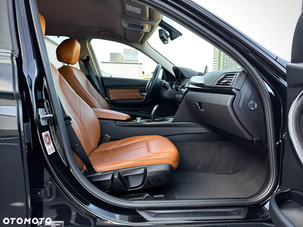 BMW Seria 3 320d Efficient Dynamics - 23