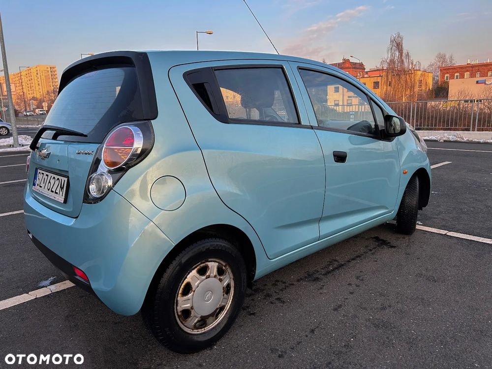 Chevrolet Spark 1.0 Base - 2