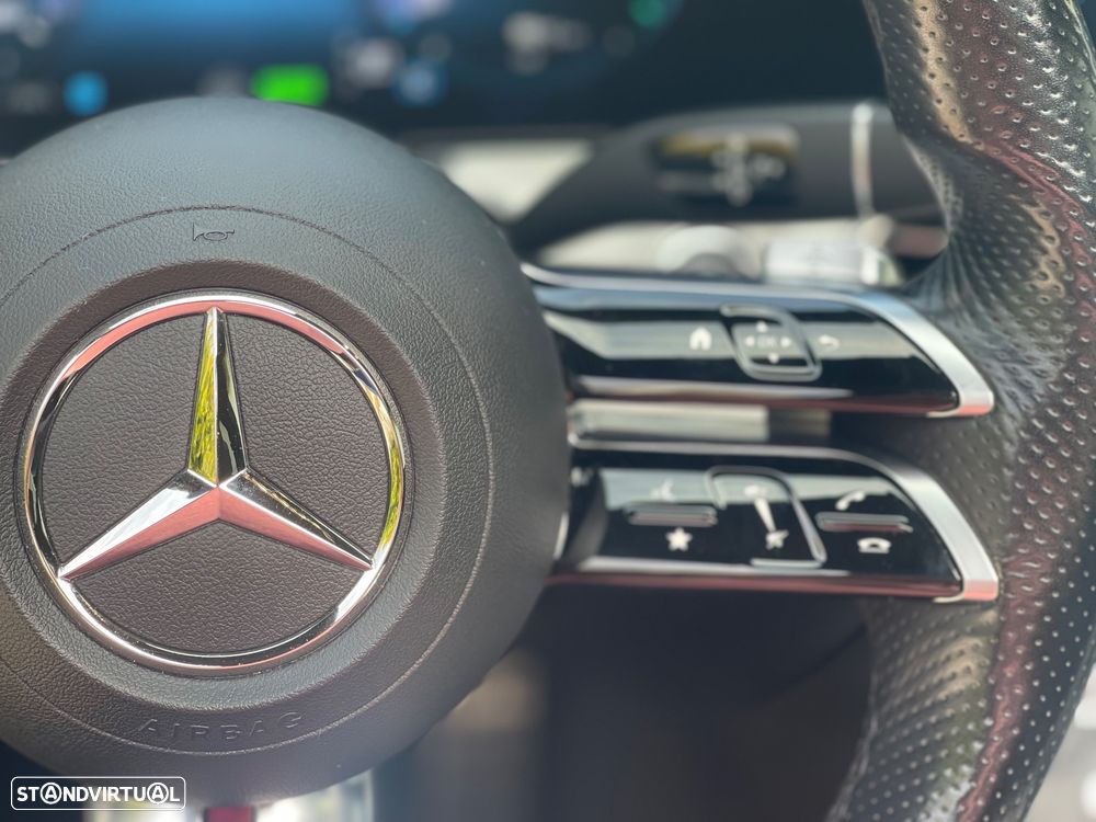Mercedes-Benz E 300 de 4Matic 9G-TRONIC AMG Line - 25
