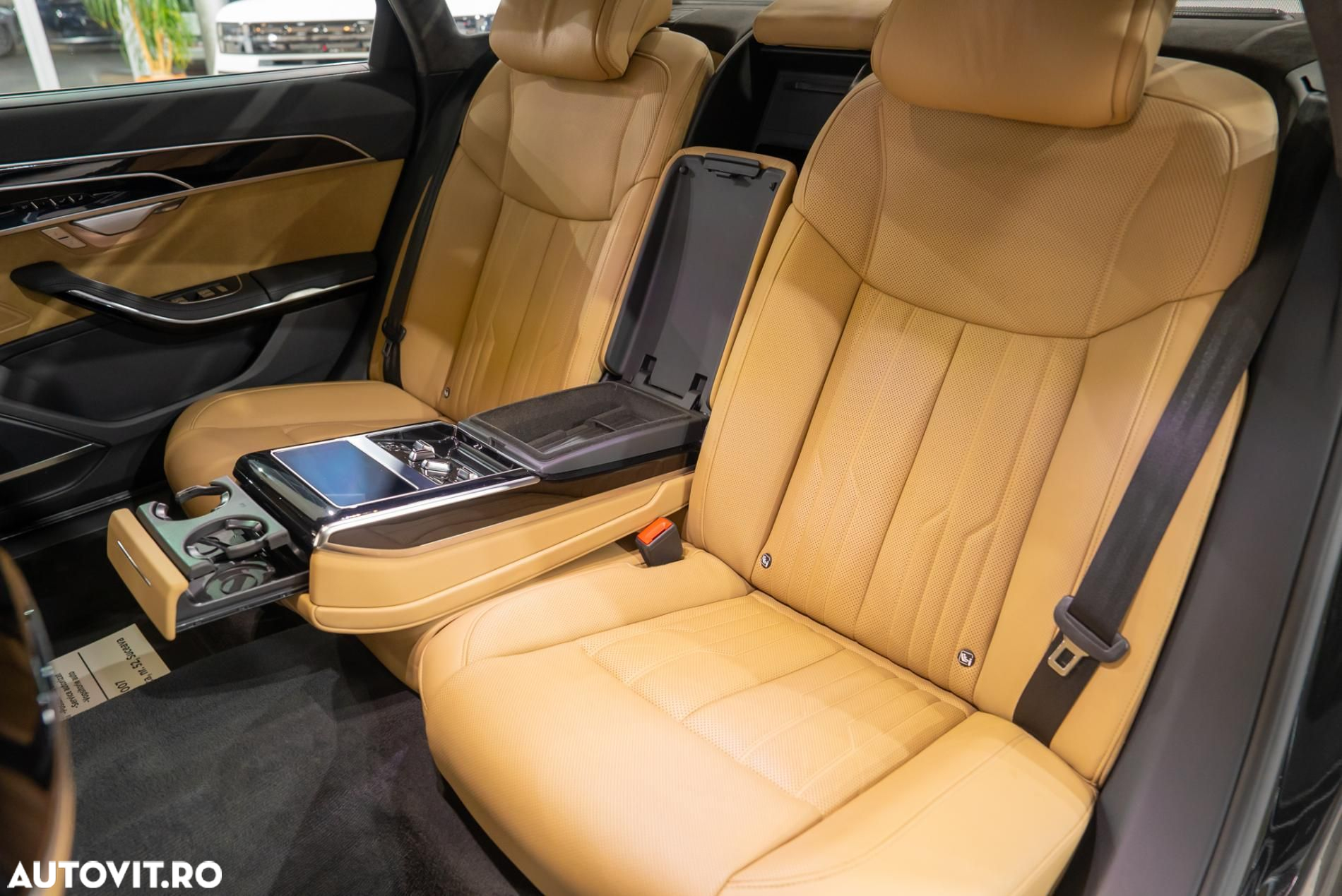 Audi A8 - 24