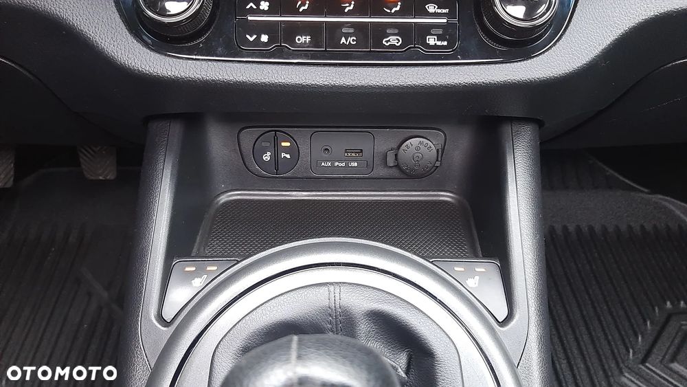 Kia Sportage 1.6 GDI 2WD Vision - 24