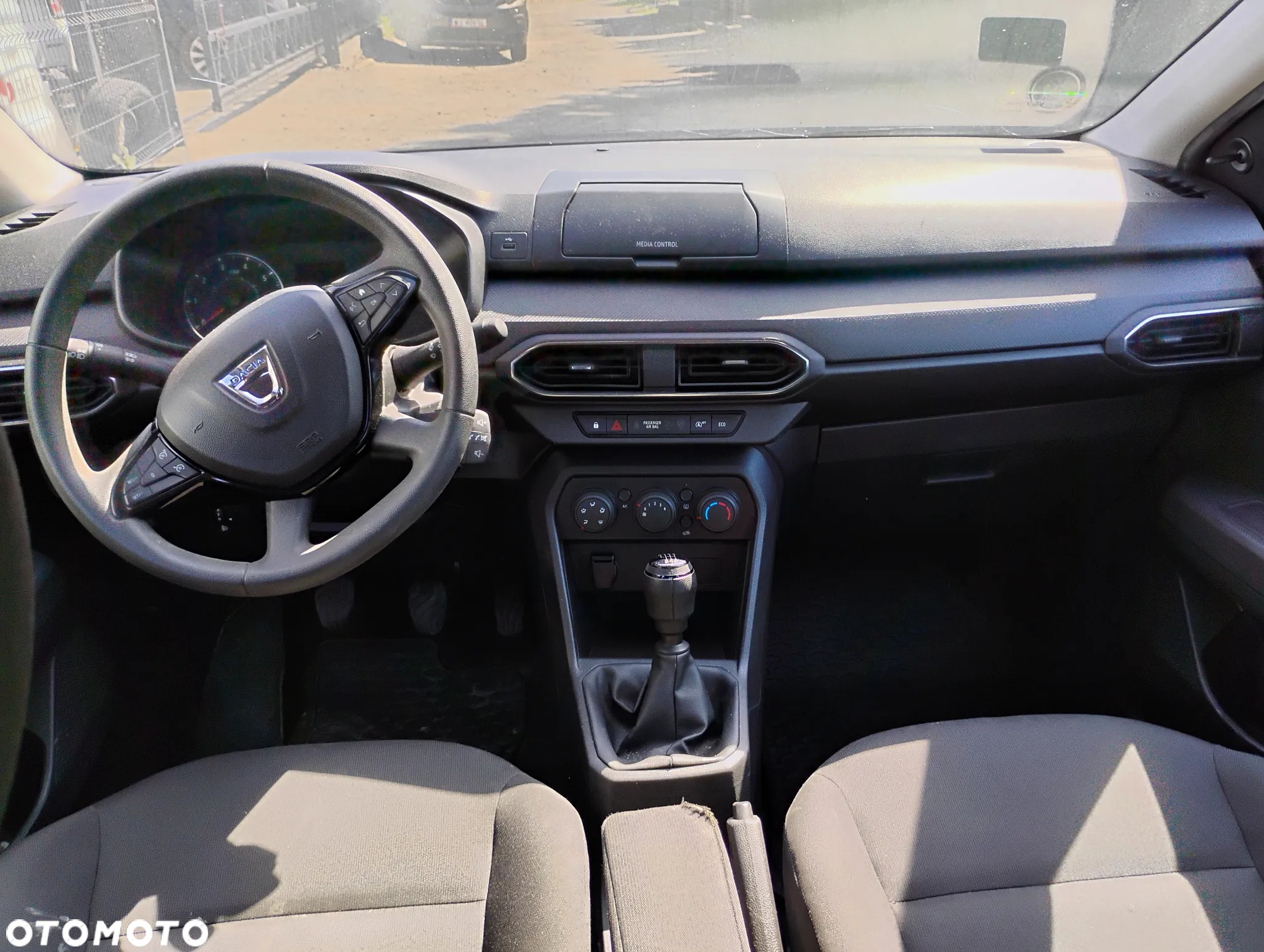 Dacia Logan - 7