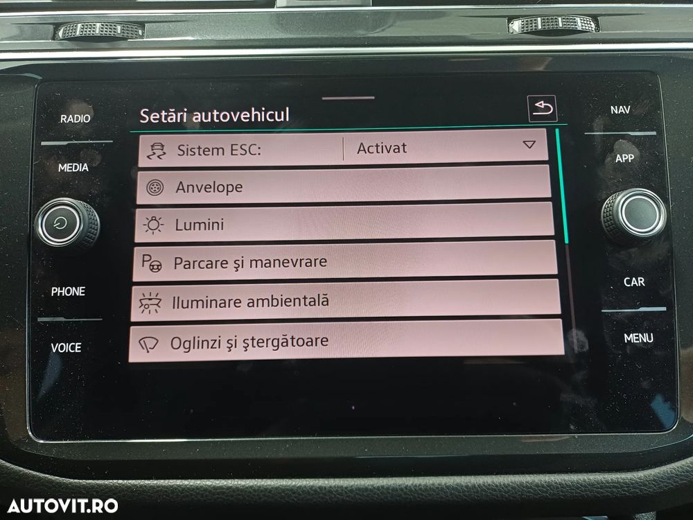 Volkswagen Tiguan 2.0 TDI SCR DSG 4Motion Life - 17