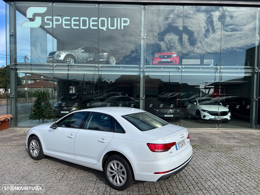Audi A4 35 TDI Sport S tronic - 3