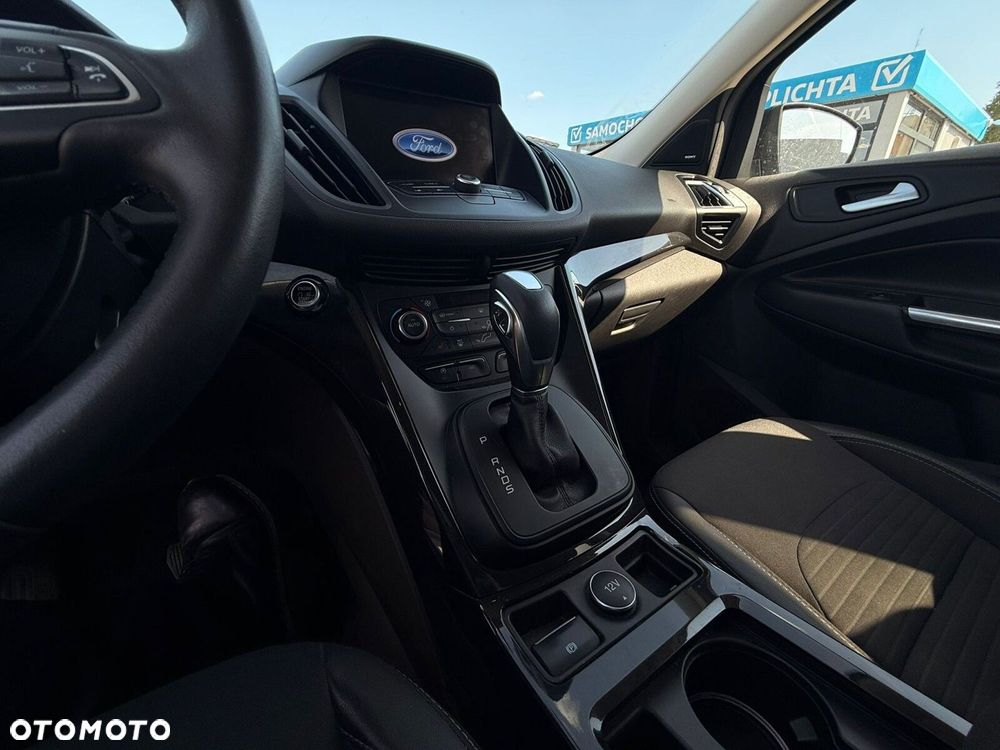 Ford Kuga - 13