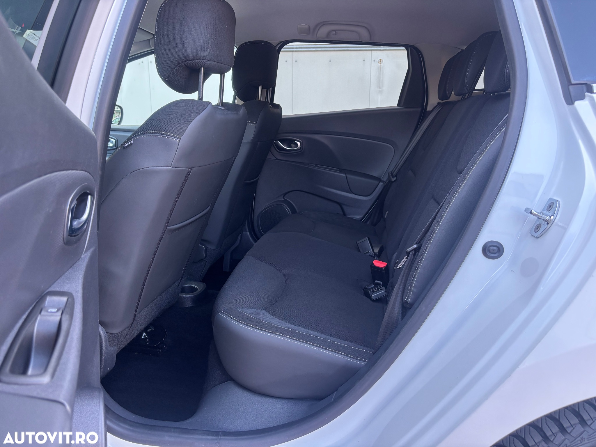 Renault Clio (Energy) TCe 90 Start & Stop LIMITED - 9
