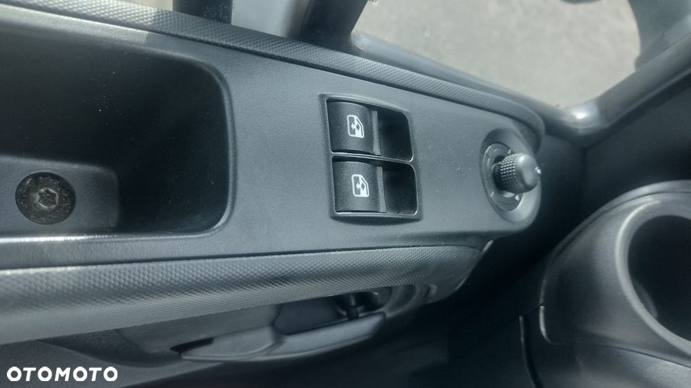 Iveco Iveco Daily 35S18  MIĘDZYNARODÓWKA 10 ep Spanie WEBASTO ASO 3.0 Poduszki 3 osoby - 19