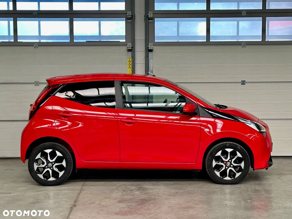 Toyota Aygo x-play connect - 4