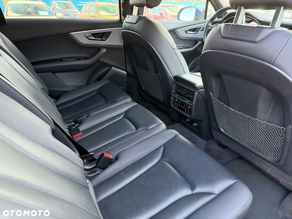 Audi Q7 - 27