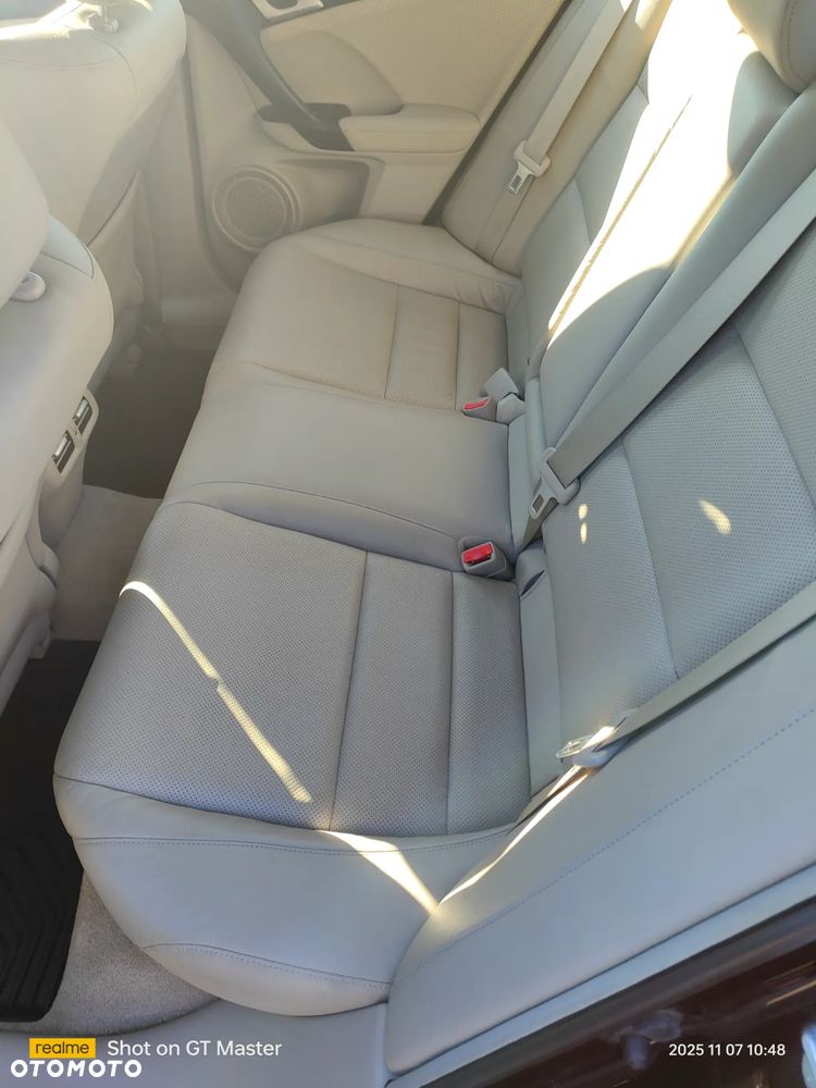 Honda Accord 2.4 Executive - 18