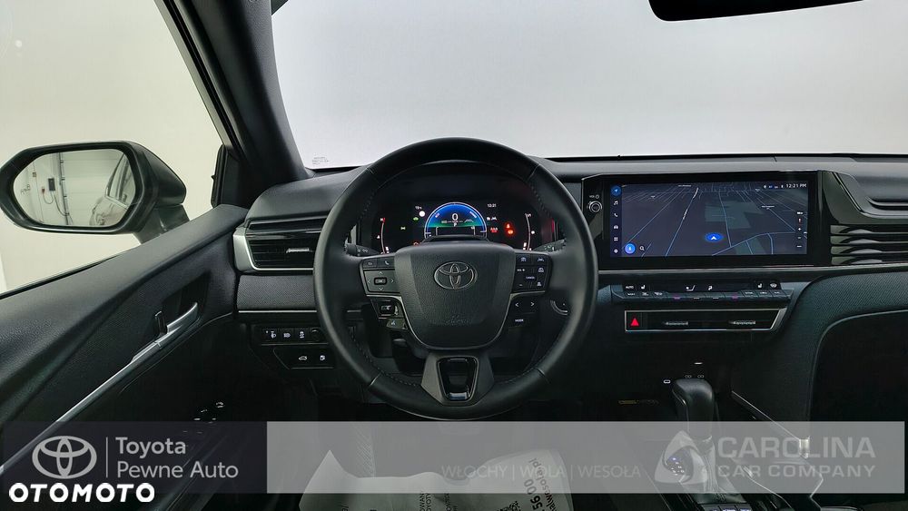 Toyota Camry - 4