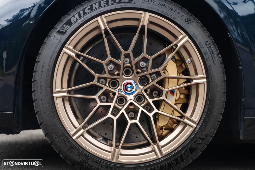 BMW M4 Pack 50 anos M - 11