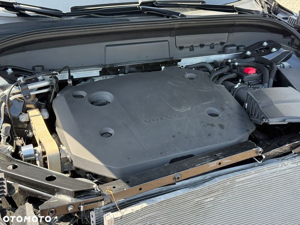 Volvo XC 60 ver-b4-d-awd-plus-dark - 8