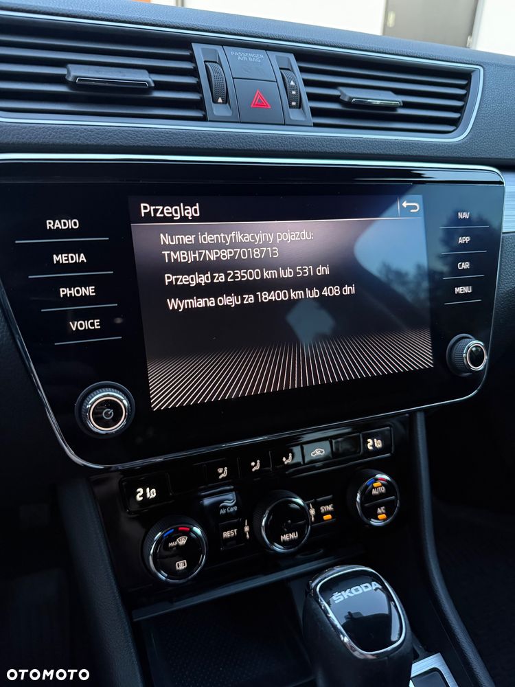Skoda Superb 2.0 TDI SCR Ambition DSG - 29