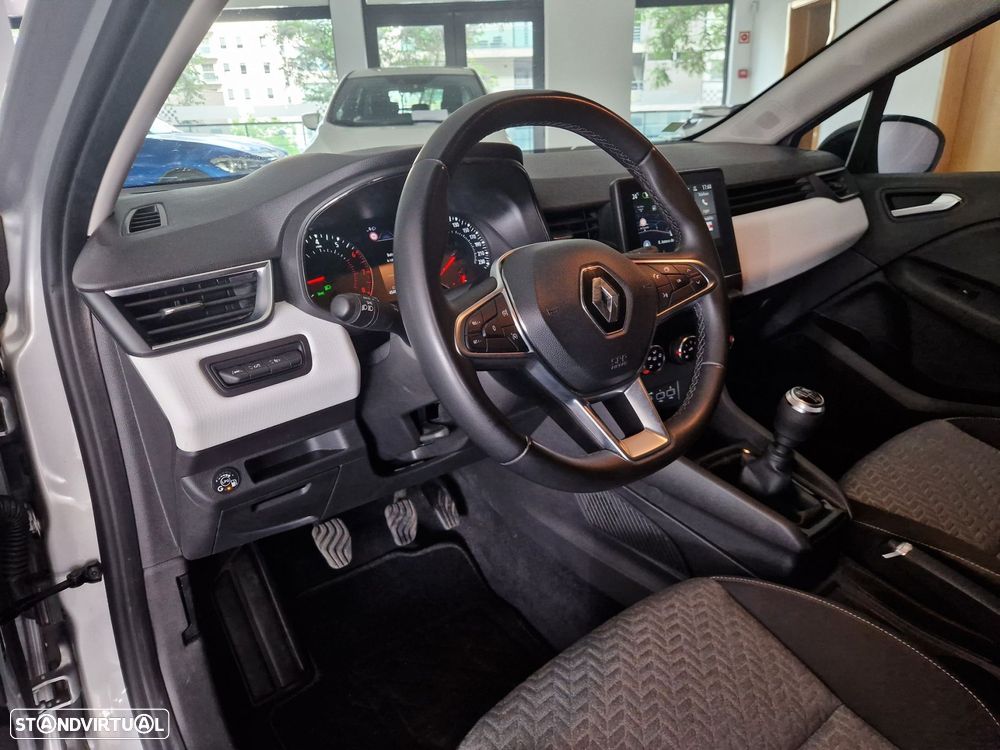 Renault Clio 1.0 TCe Evolution Bi-Fuel - 11
