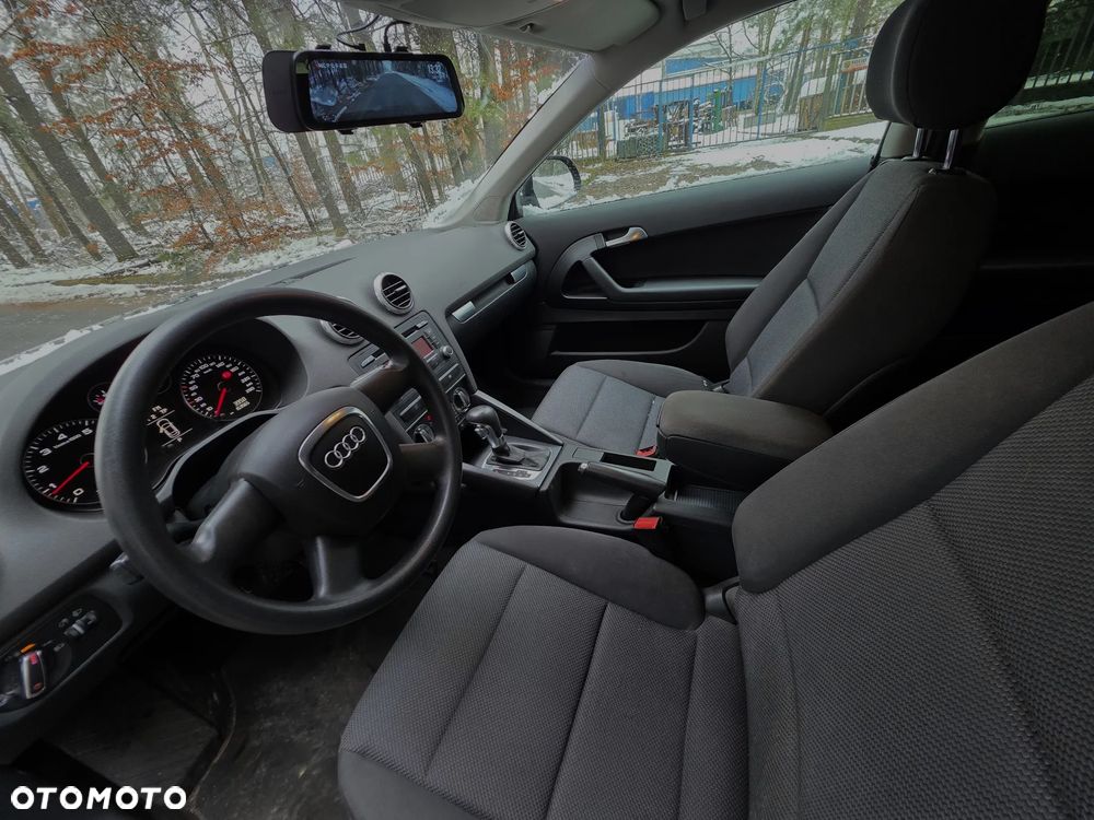 Audi A3 3-drzwiowe 1.6 S tronic Ambition - 11