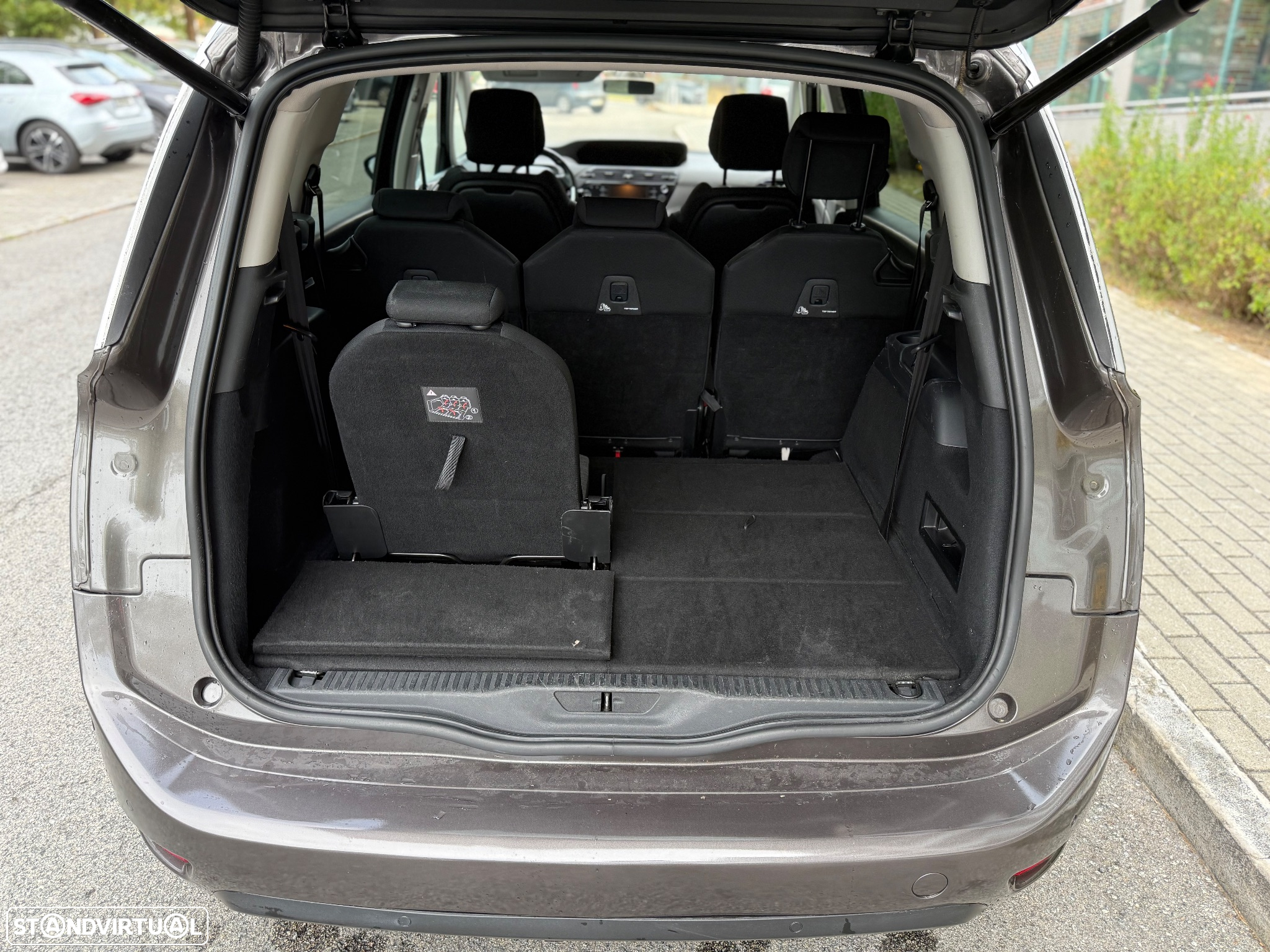 Citroën C4 Grand Picasso 1.6 e-HDi Exclusive - 13