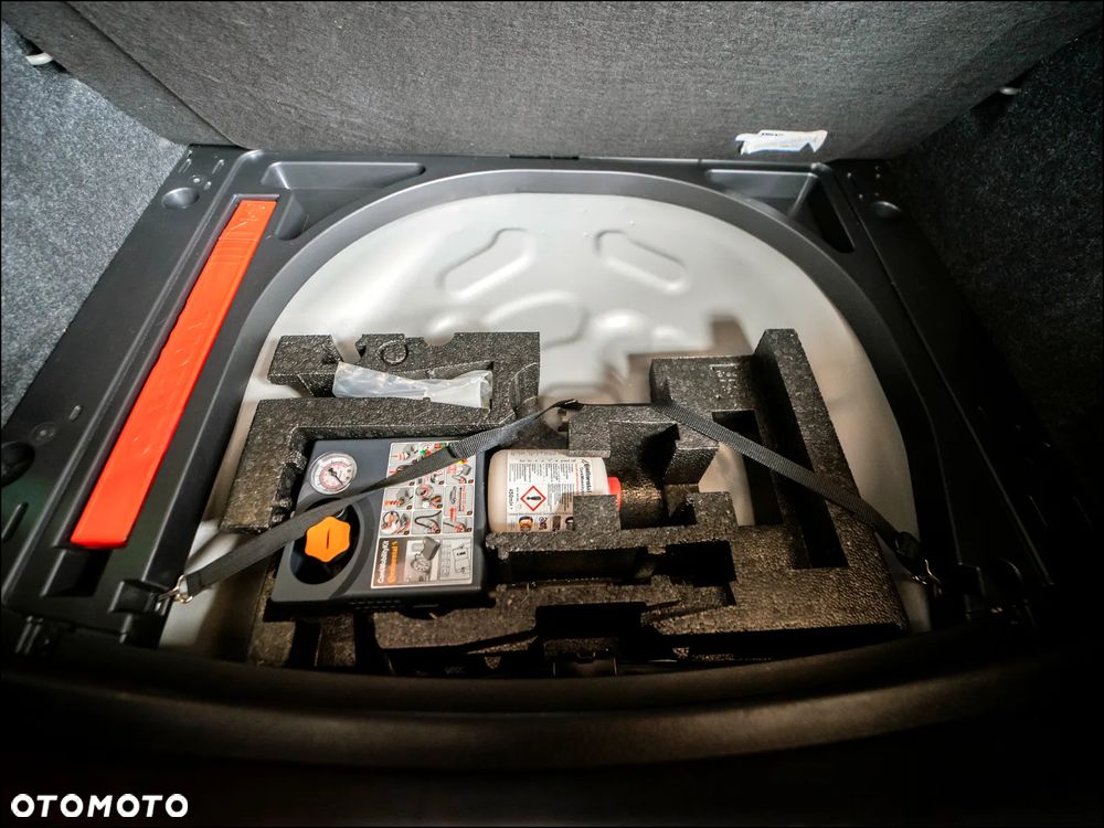 Volvo V40 - 38