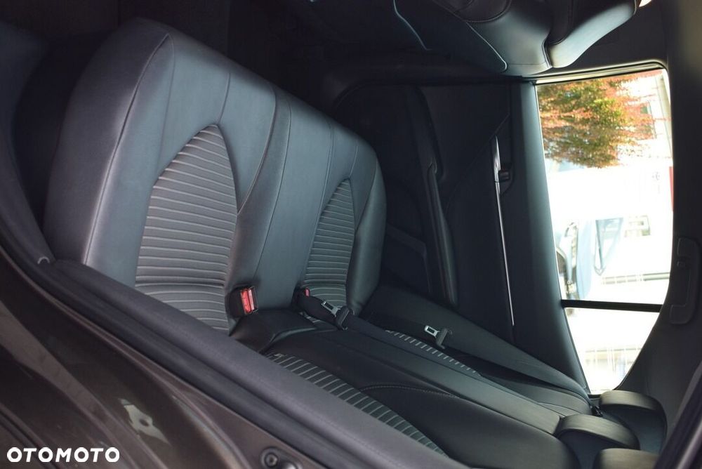 Toyota Camry 2.5 Hybrid Prestige CVT - 9