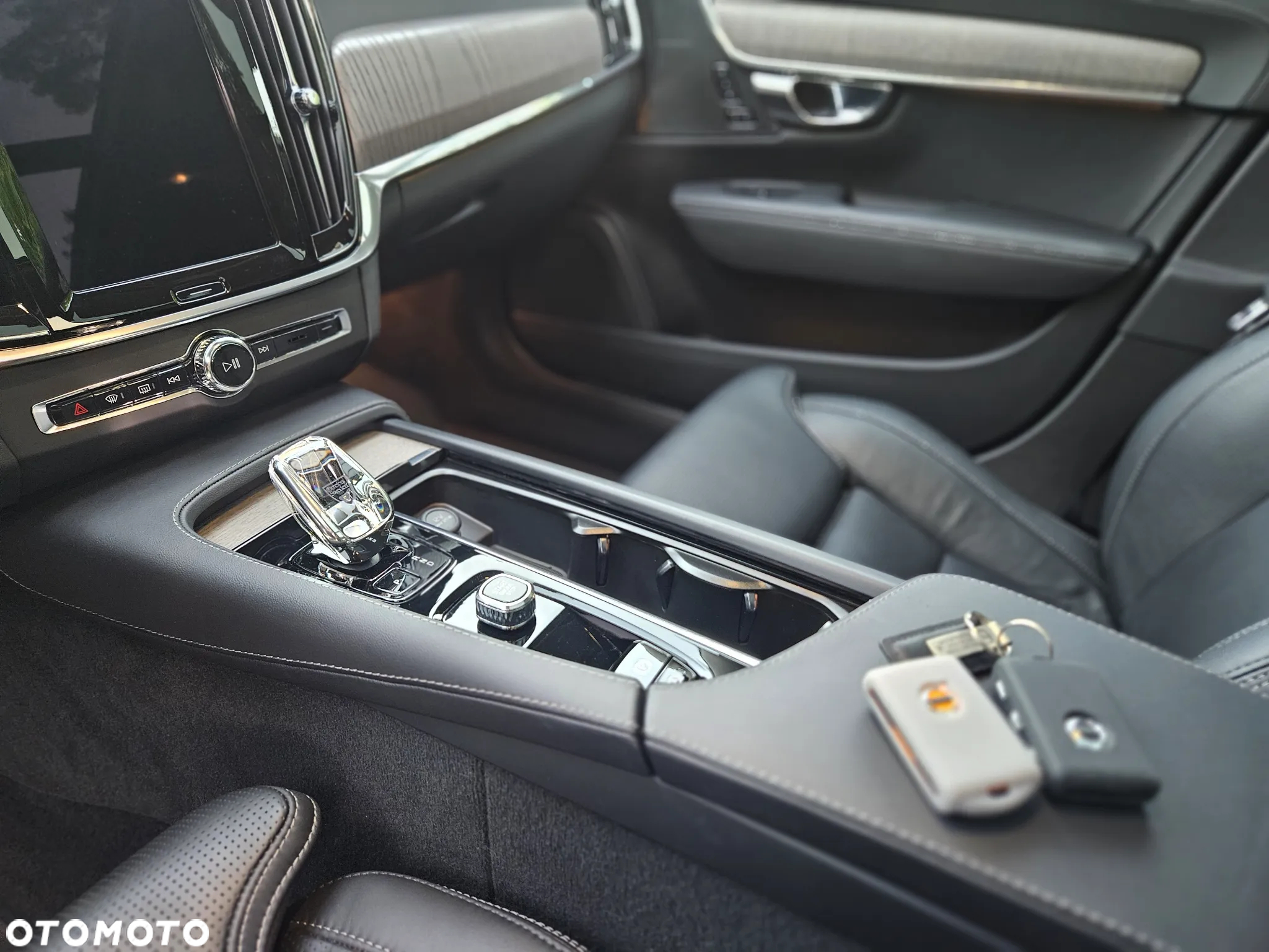 Volvo V90 Cross Country B6 B AWD Geartronic Pro - 24