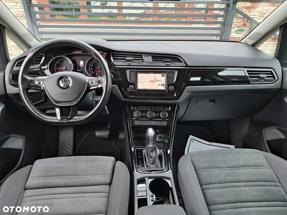 Volkswagen Touran 2.0 TDI SCR (BlueMotion Technology) DSG Highline - 11