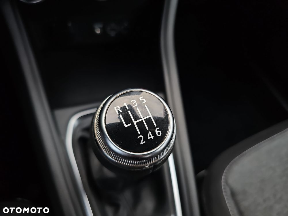 Renault Captur 1.0 TCe Zen - 25