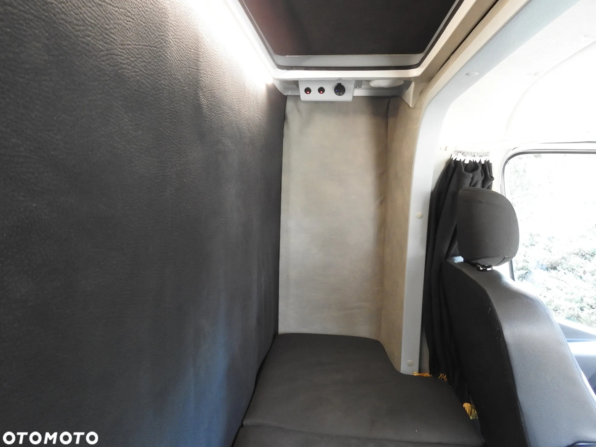 Opel MOVANO PLANDEKA 10 PALET WEBASTO TEMPOMAT KLIMATYZACJA LEDY PNEUMATYKA 165KM [ 268037 ] - 36