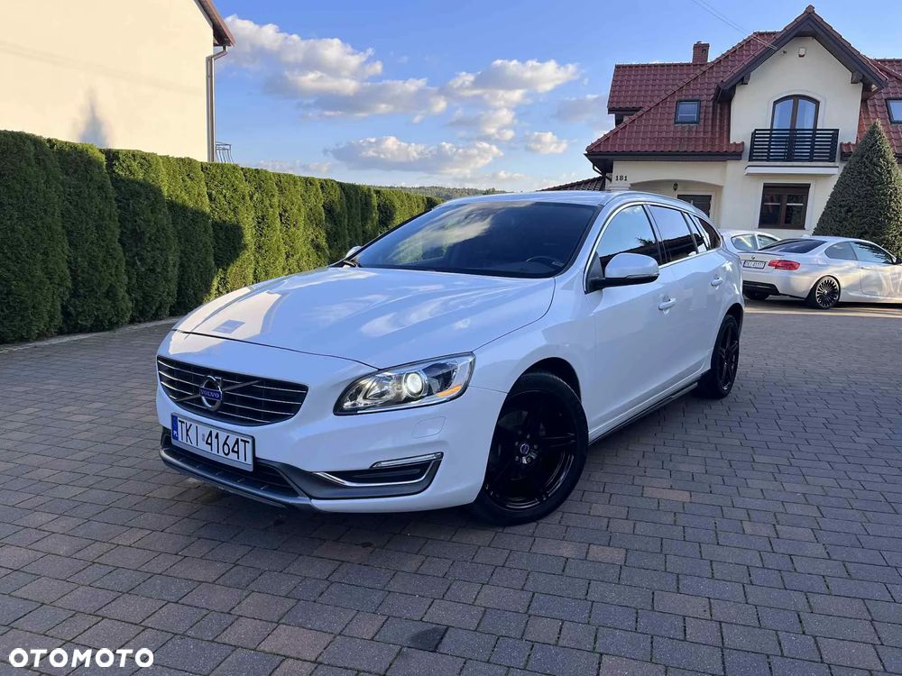 Volvo V60 D2 Geartronic Powershift Edition Pro - 1
