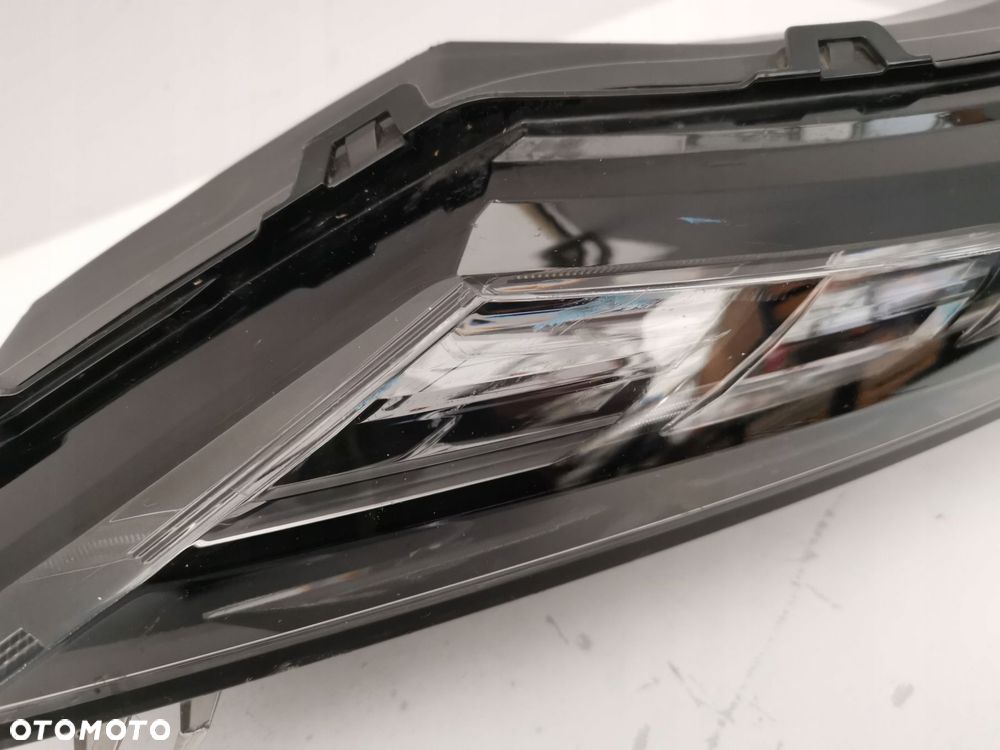 MITSUBISHI OUTLANDER IV 21- USA LAMPA REFLEKTOR KIERUNKOWZKAZ LEWA 8310A043 - 4