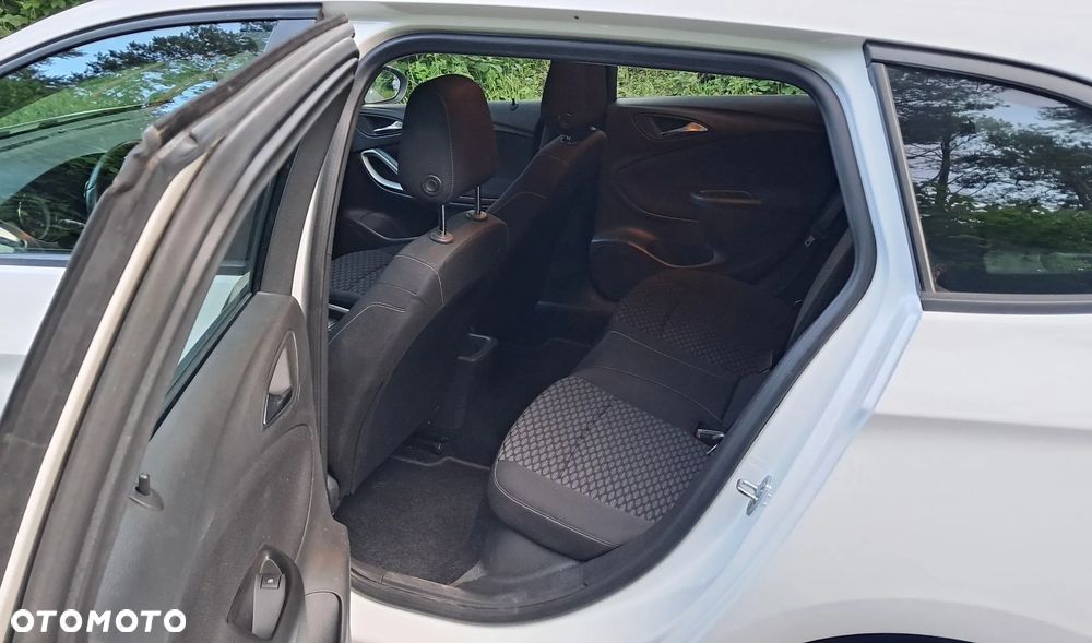 Opel Astra 1.6 D (CDTI) Edition - 8