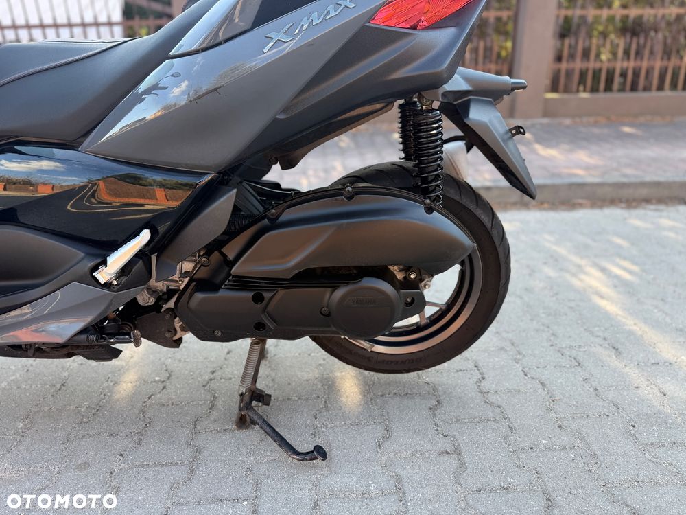 Yamaha X-max - 22