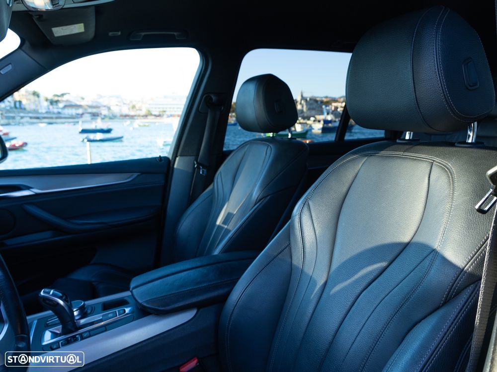 BMW X5 25 d sDrive Comfort 7L - 12