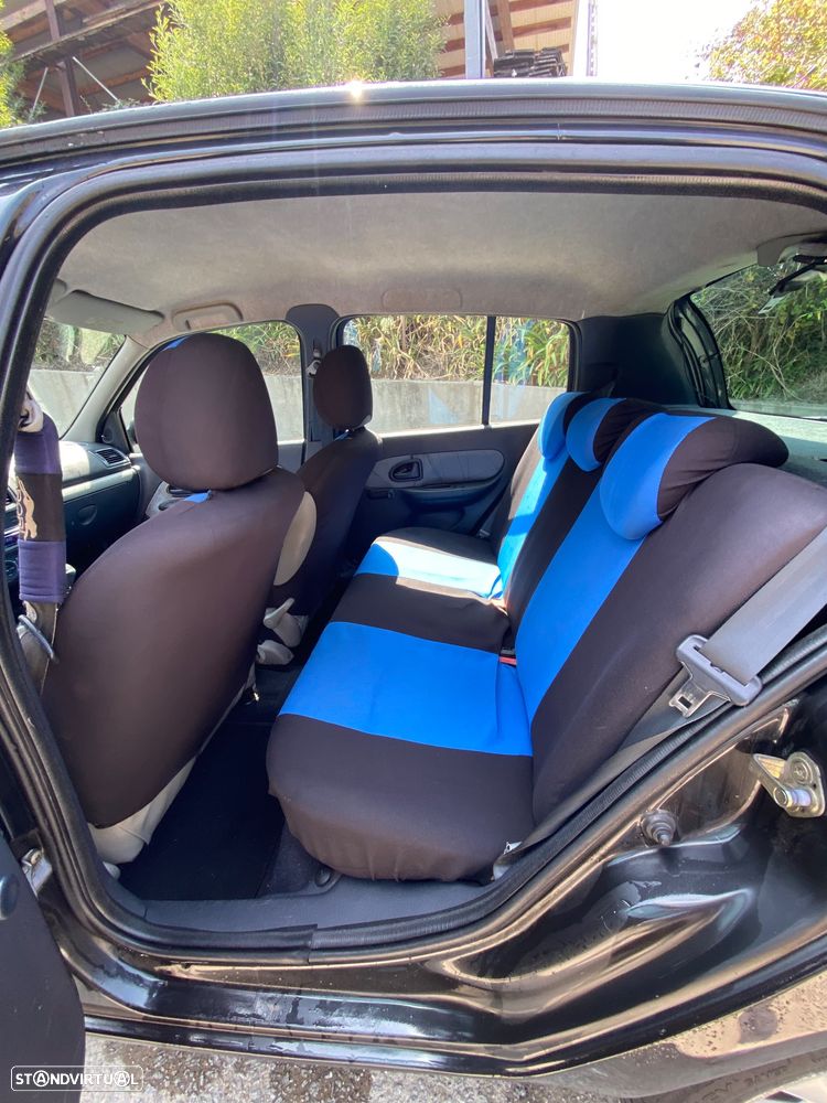Renault Clio 1.2 RT — fotografia 7