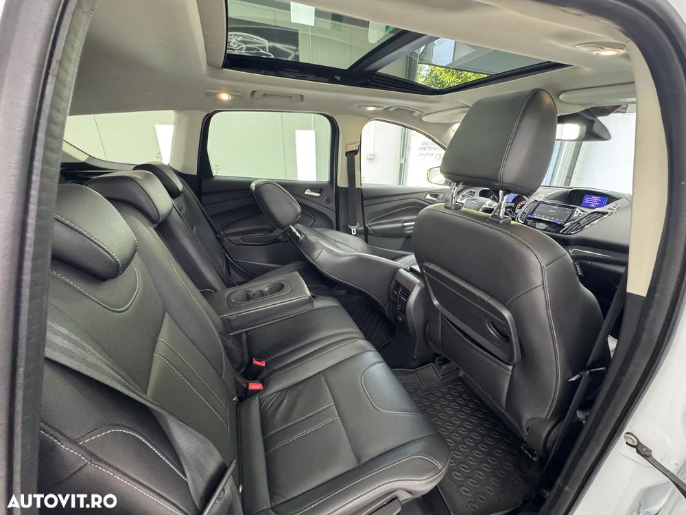 Ford Kuga 2.0 TDCi 4x4 Aut. Titanium - 30