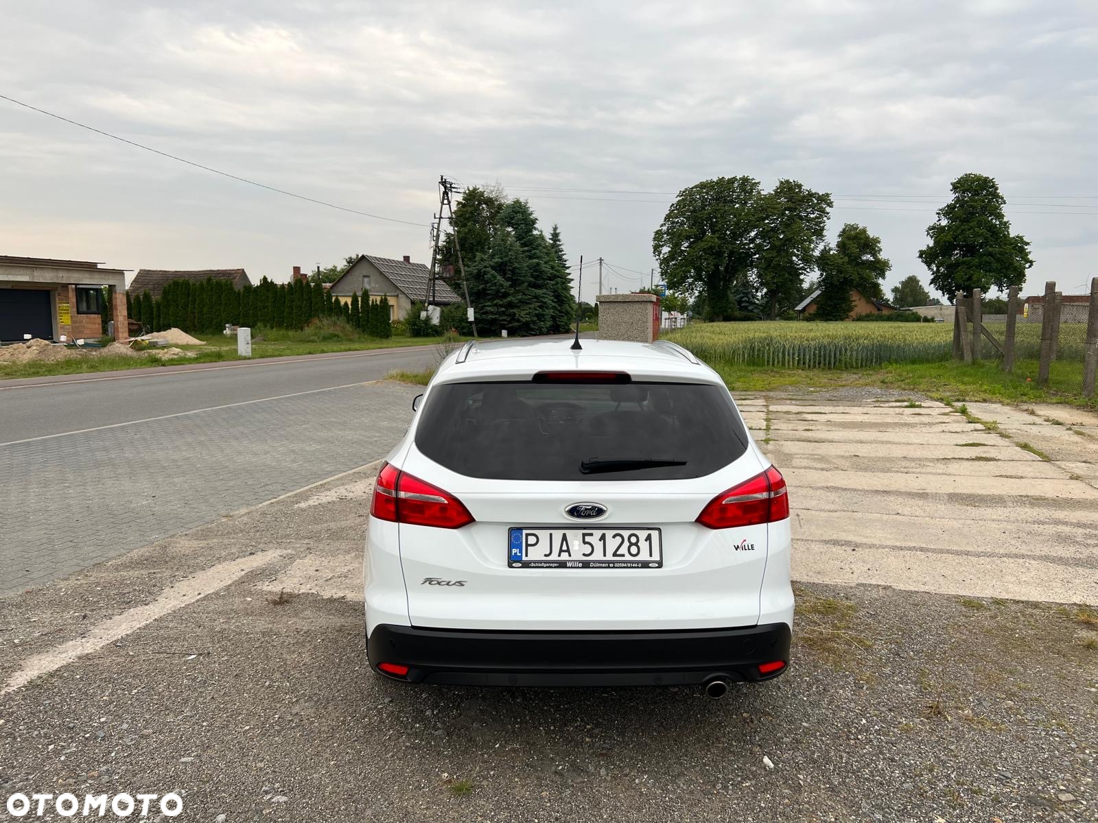 Ford Focus - 8