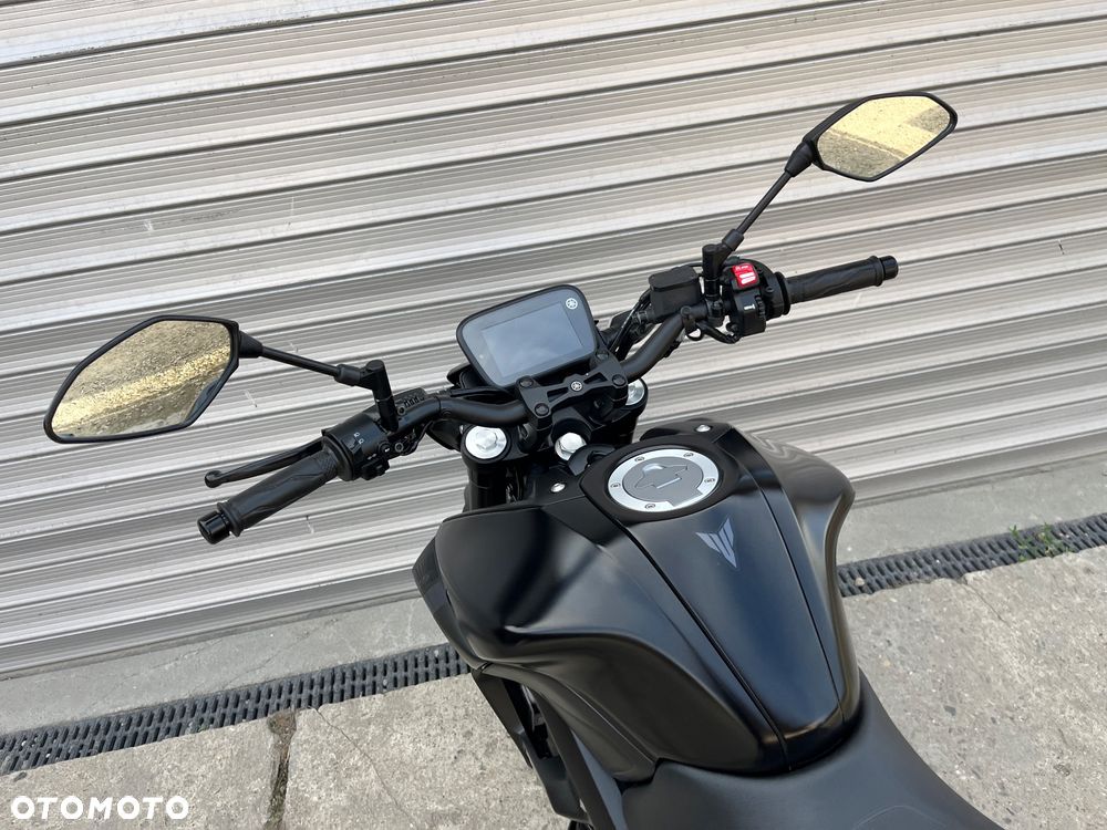 Yamaha MT - 13