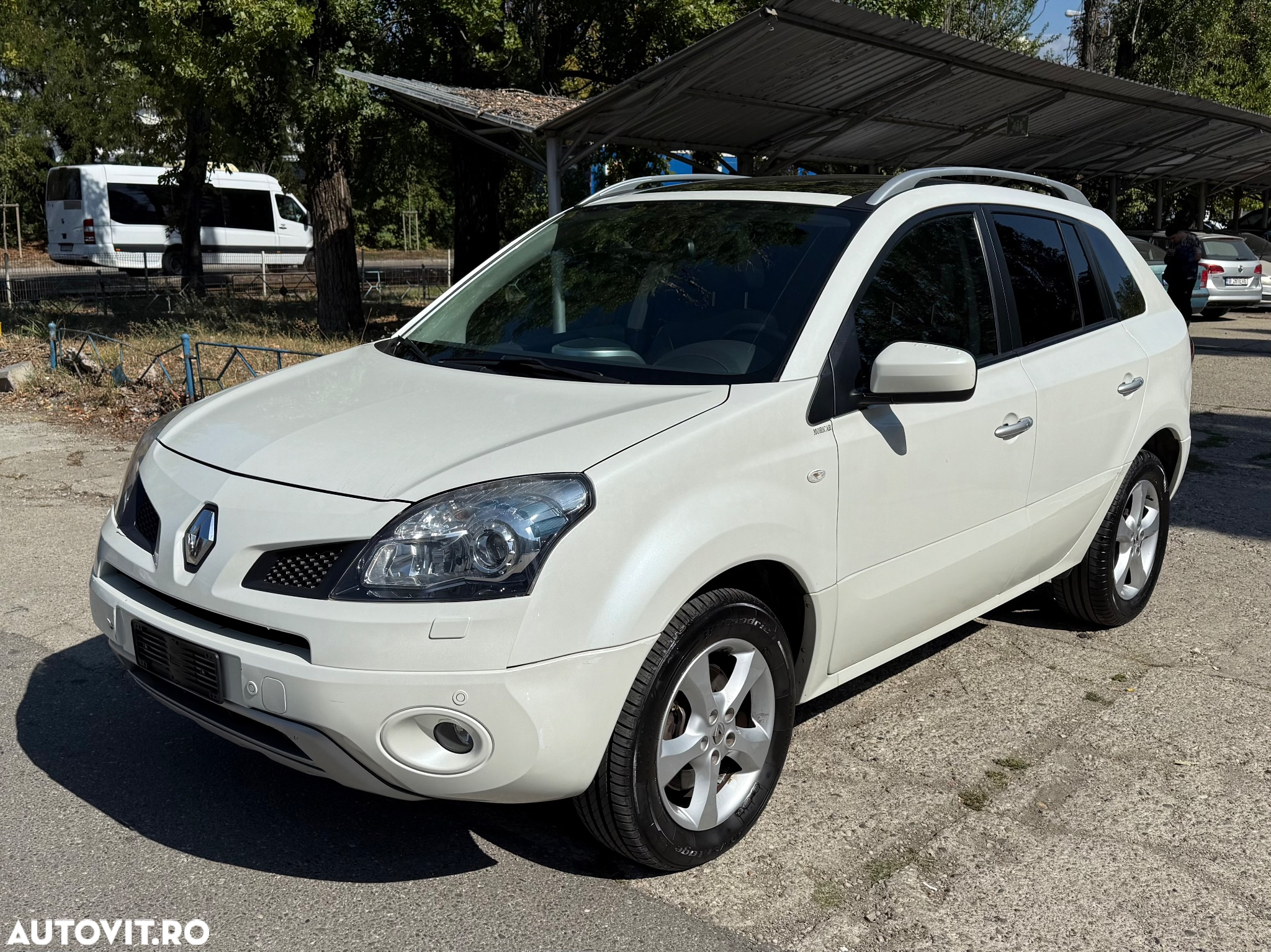 Renault Koleos 2.0 dCI 4X4 Privilege Aut - 11