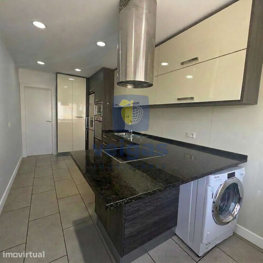 Apartamento renovado com 3 quartos em Loures - Grande imagem: 2/33