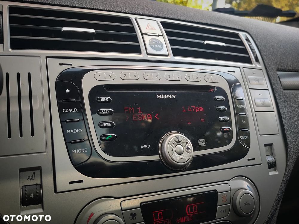 Ford Kuga 2.0 TDCi Titanium - 18