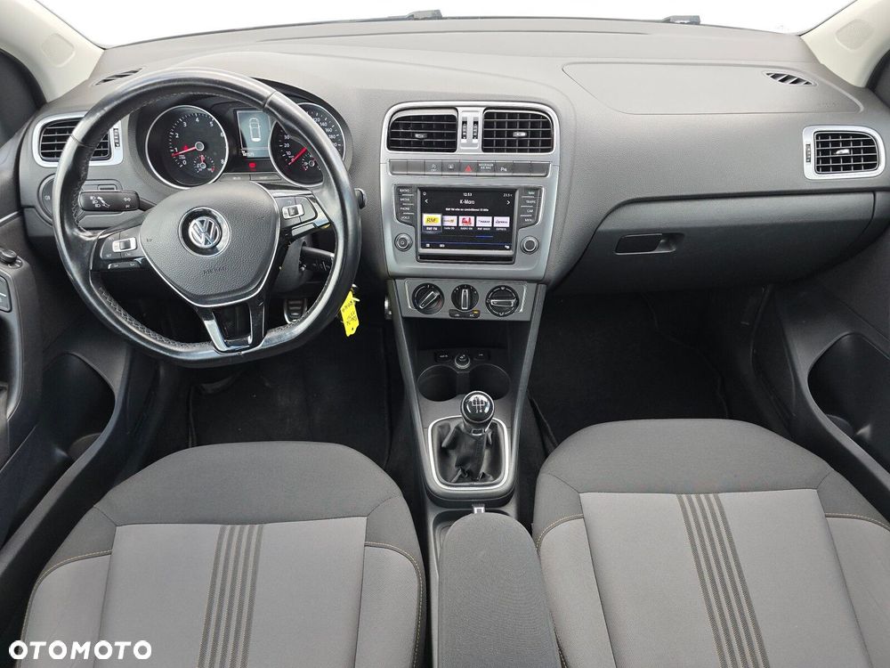Volkswagen Polo - 9