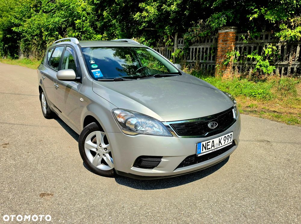 Kia Ceed 1.4 Comfort - 1