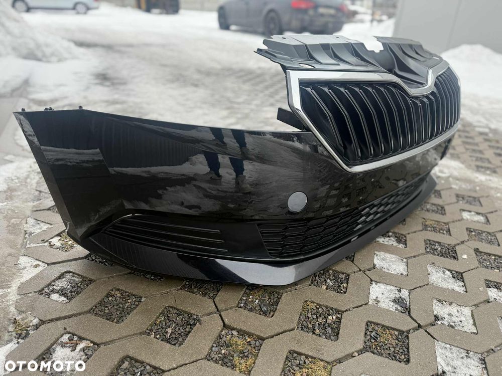 Skoda Fabia III Lift Zderzak Przód Przedni 18-21 Kolor: LF9R - 11