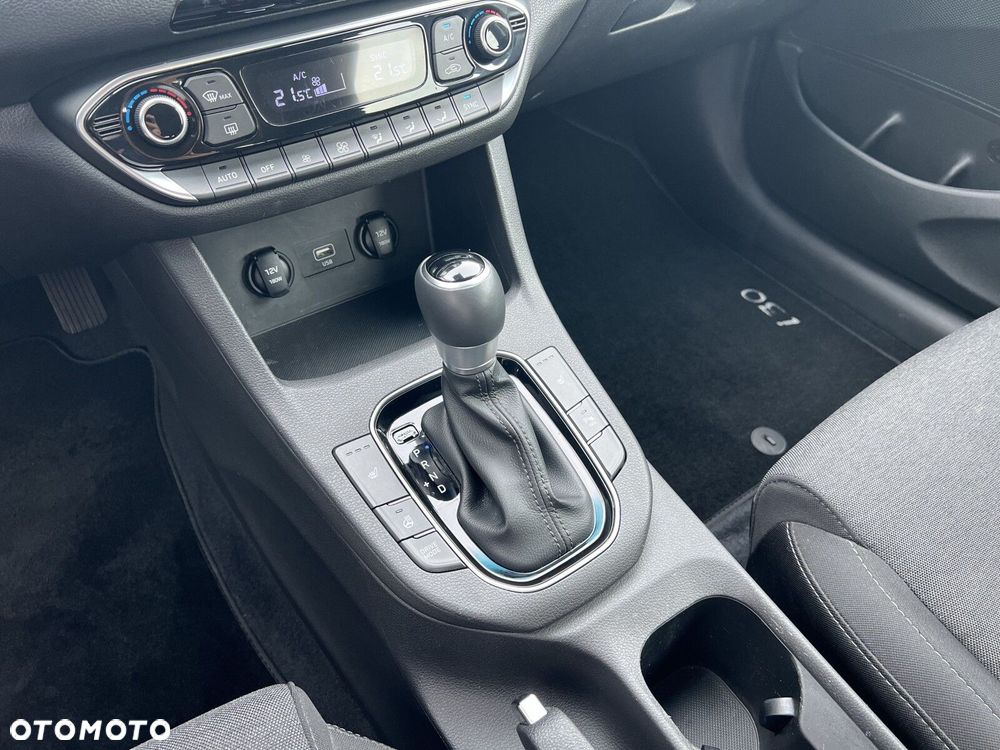 Hyundai i30 - 24